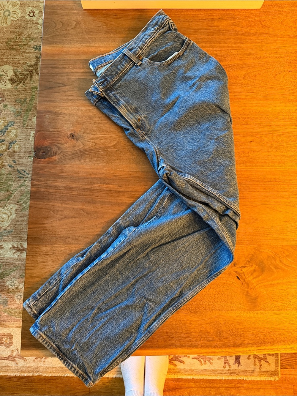 Abercrombie & Fitch Classic /Relaxed/Straight-Leg Denim Jeans - Blue Wash